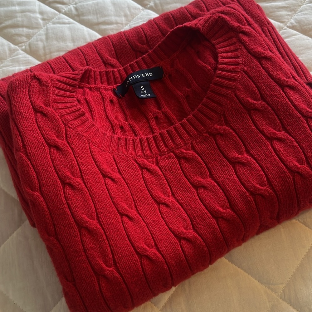 Land’s End Red Cable Knit Sweater Small